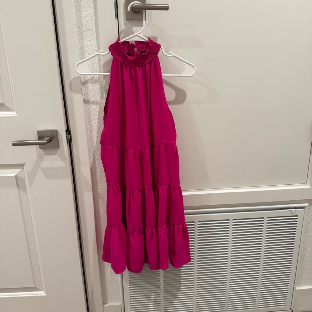 Worn Once: 1 State Sz XS Hot Pink Magenta Sleeveless Mock Neck Flowy Dress